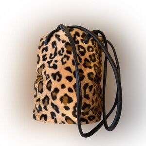 Y2K Nine West Cheetah Print Faux Fur Bucket Shoulder Bag